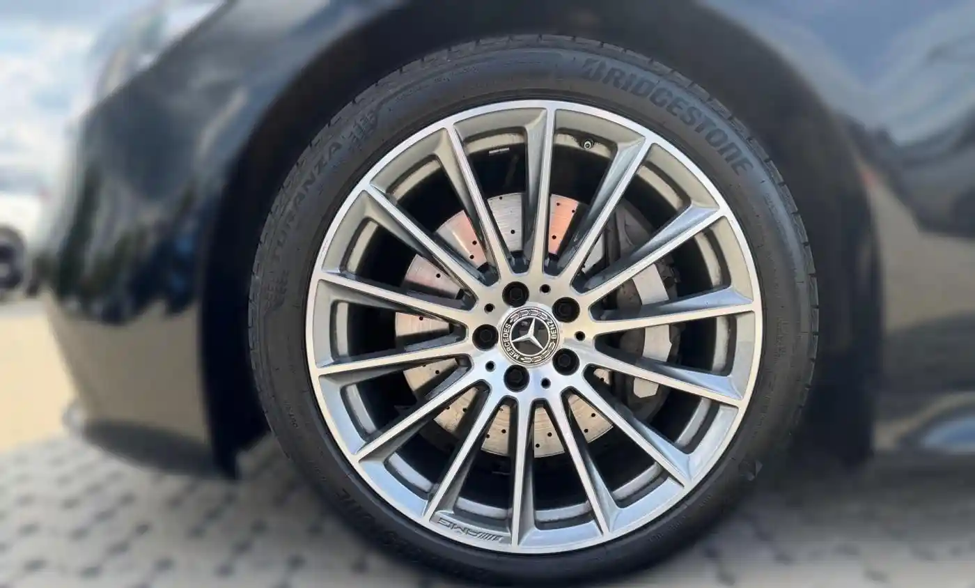 Mercedes-Benz S 400