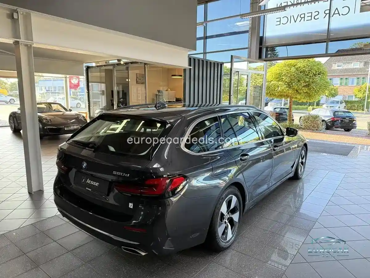 BMW 520