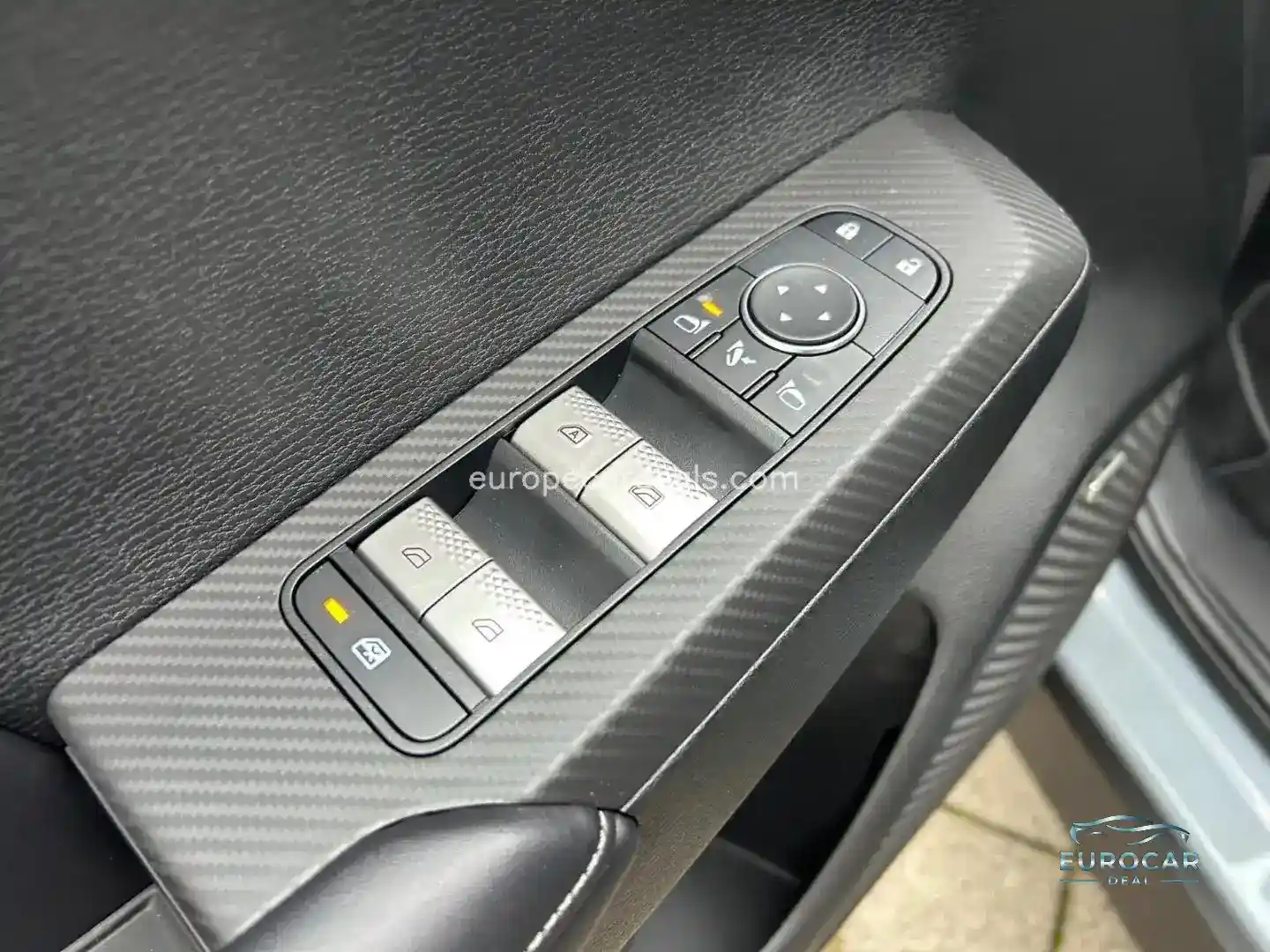 Mitsubishi Plug-in Hybrid Outlander