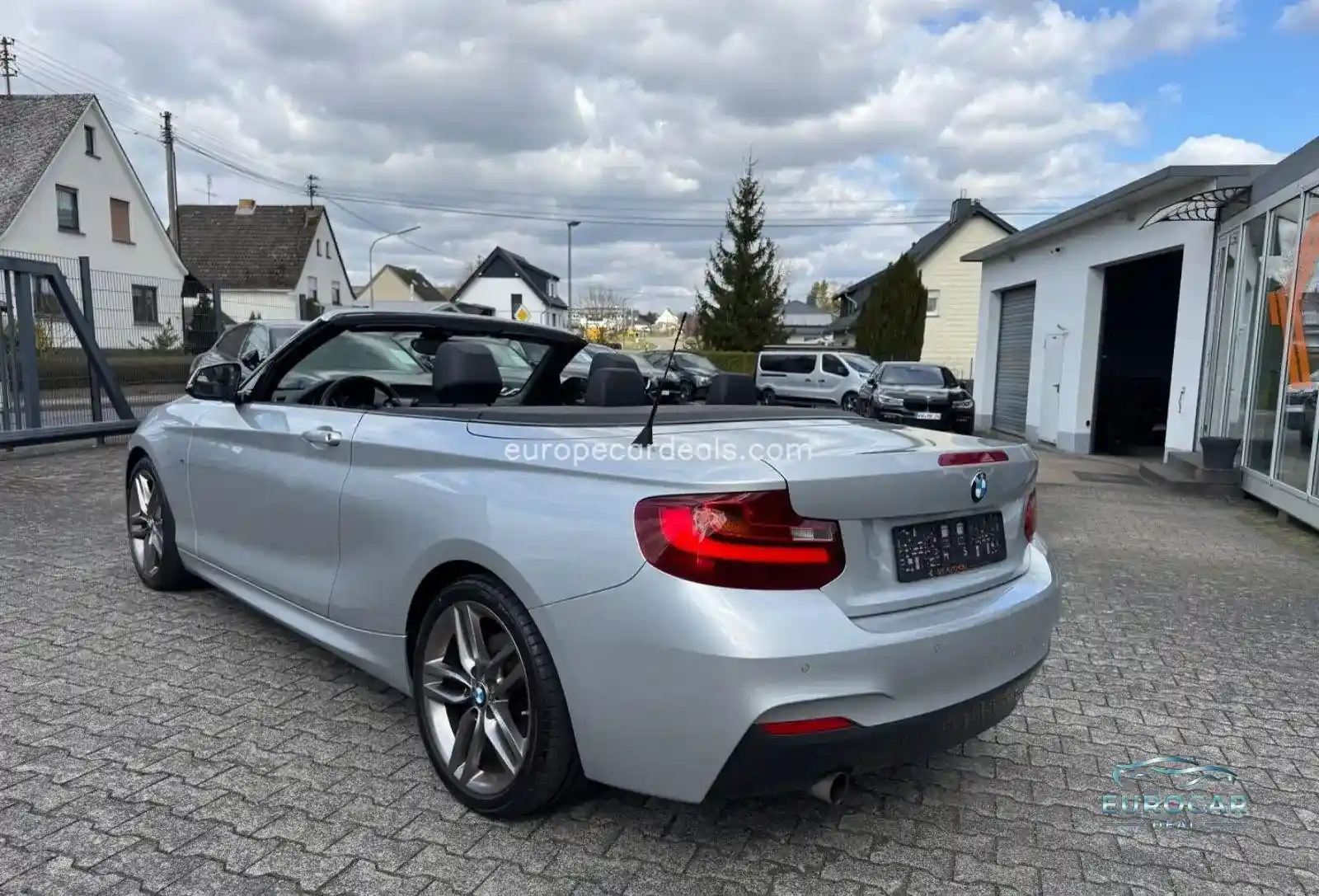 BMW 220