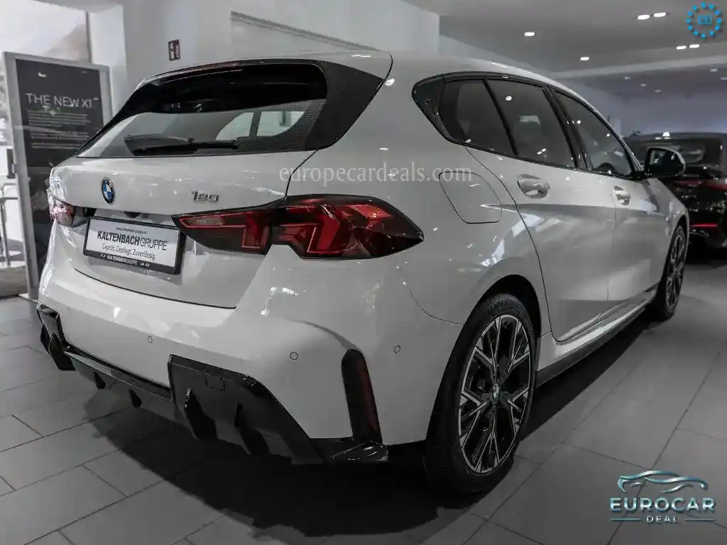 BMW 120