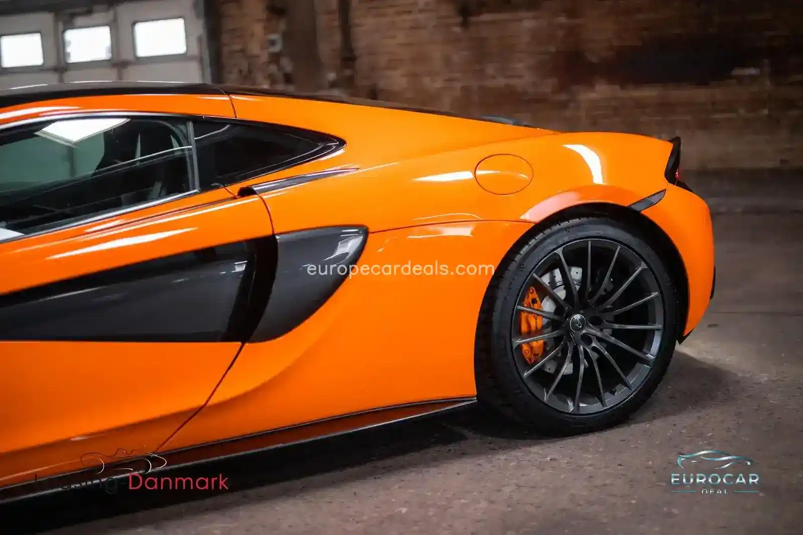 McLaren 570GT