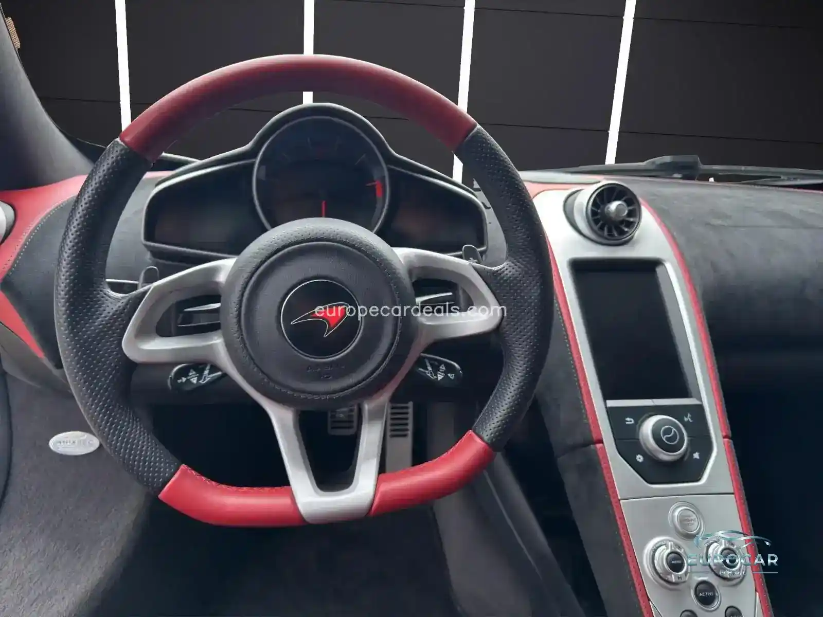McLaren MP4-12C