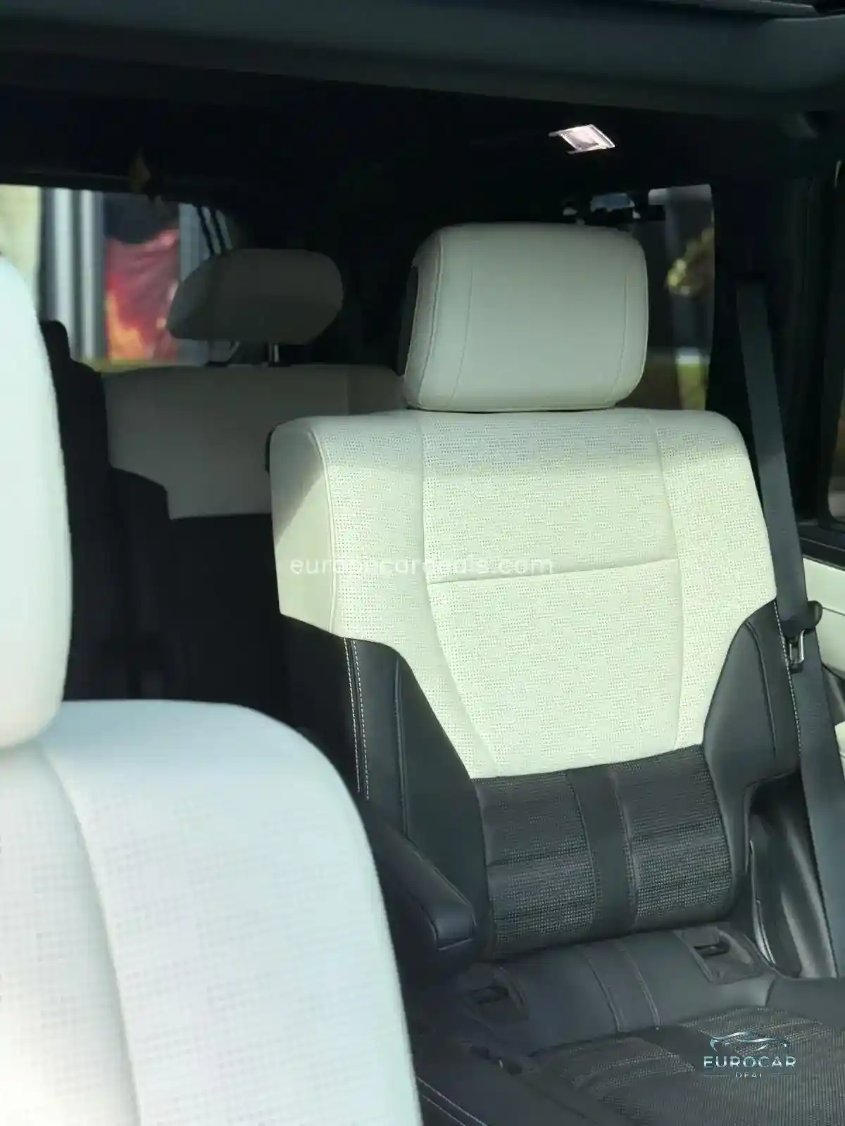 Toyota Sequoia
