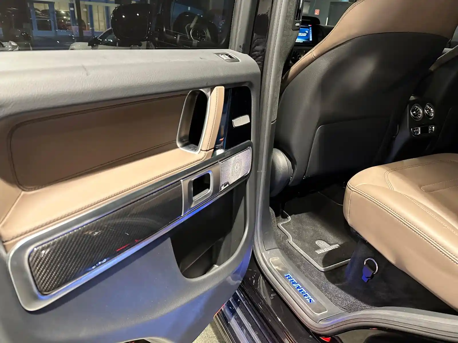 Mercedes-Benz G 500