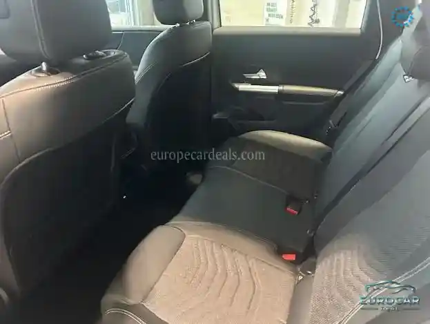 Mercedes-Benz B 220