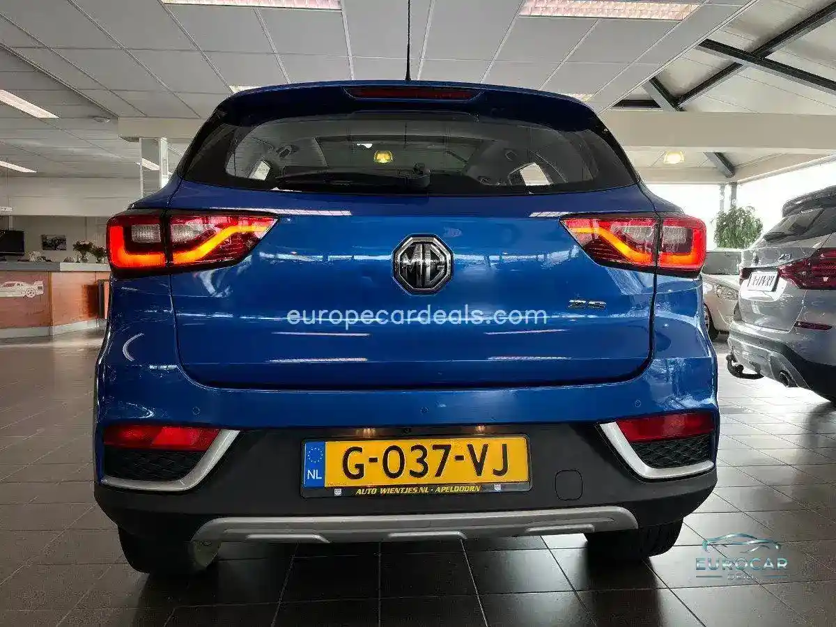 MG ZS