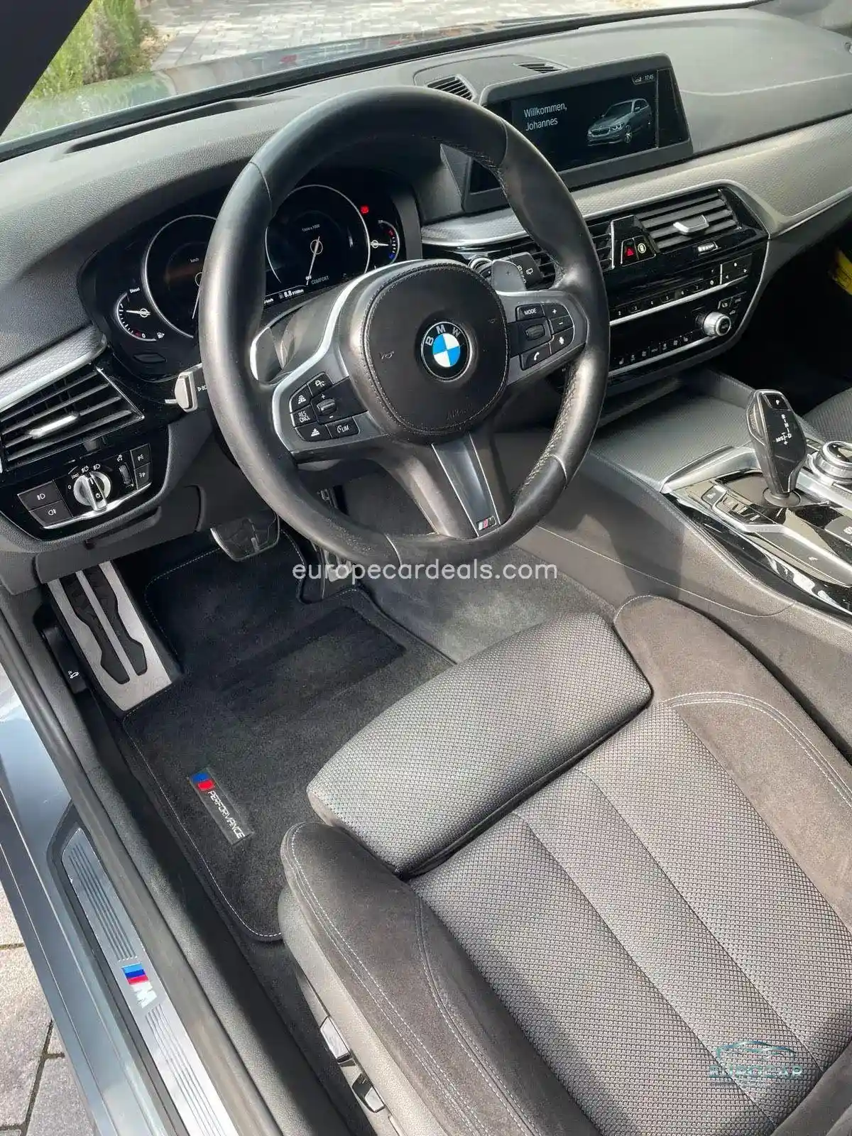 BMW 530
