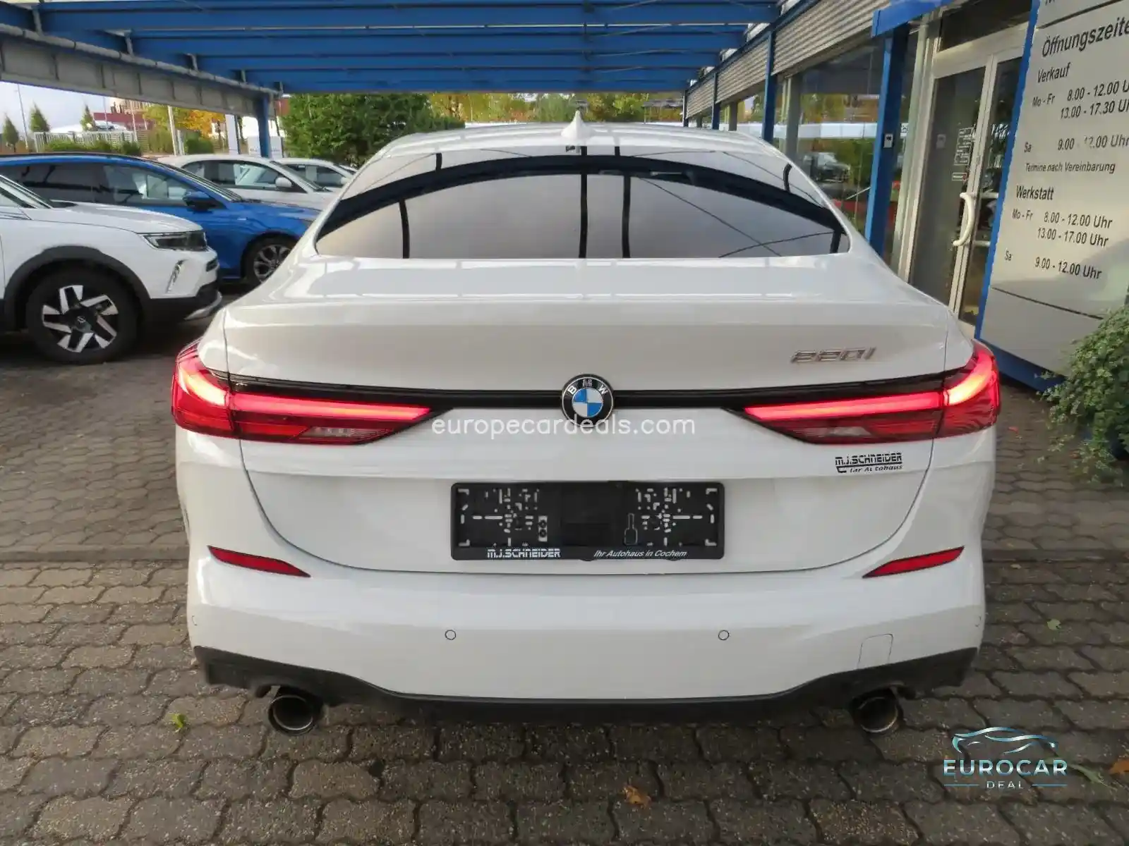 BMW 220