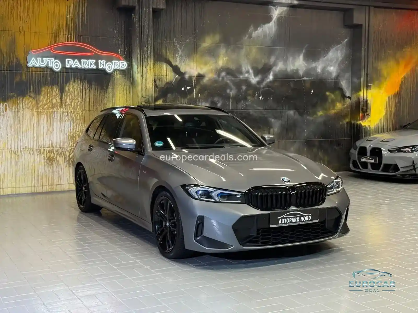 BMW 330