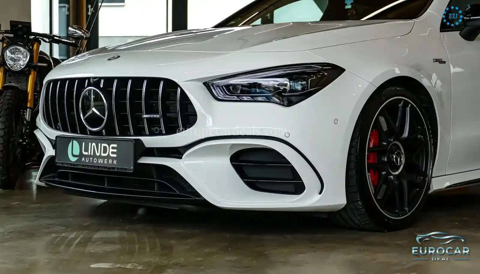 Mercedes-Benz CLA 45 AMG Shooting Brake