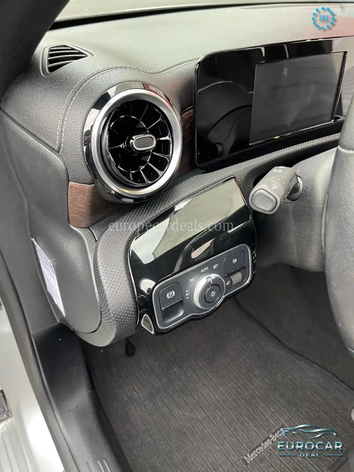 Mercedes-Benz A 220