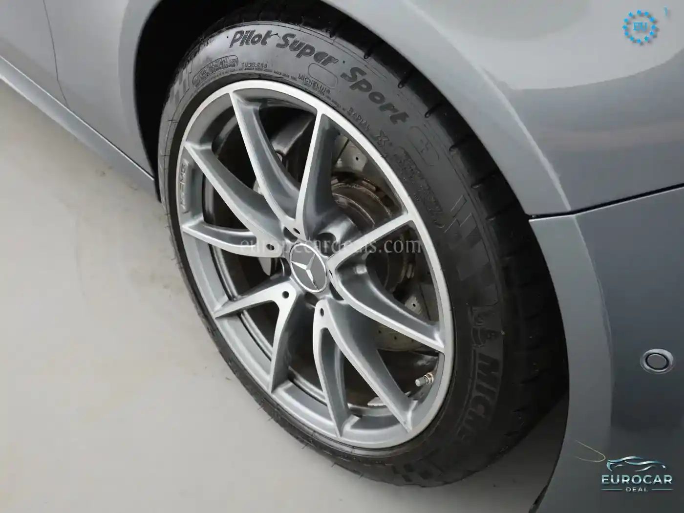 Mercedes-Benz E 63 AMG