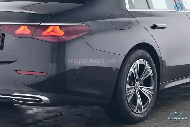 Mercedes-Benz E 200