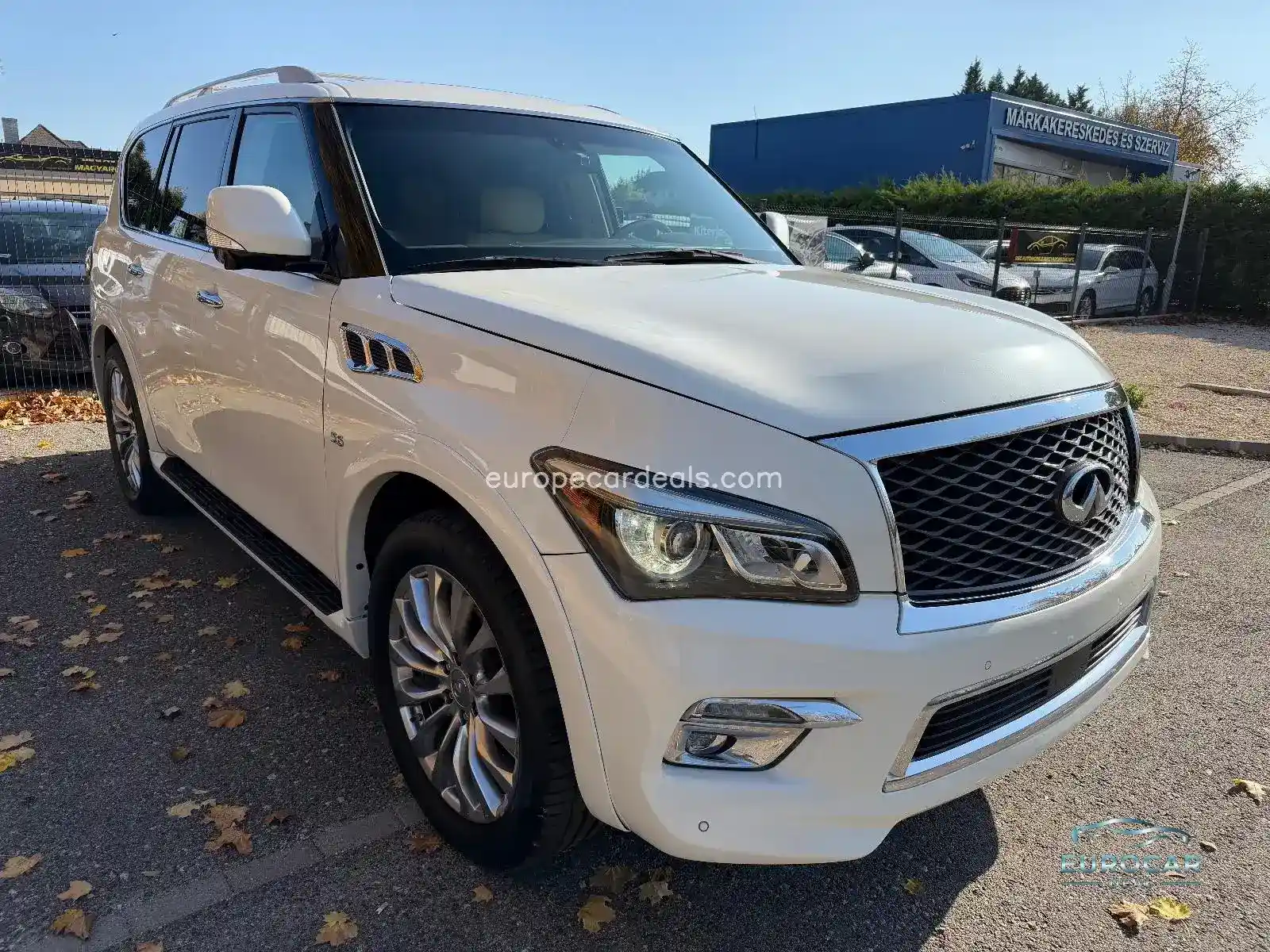 Infiniti QX80