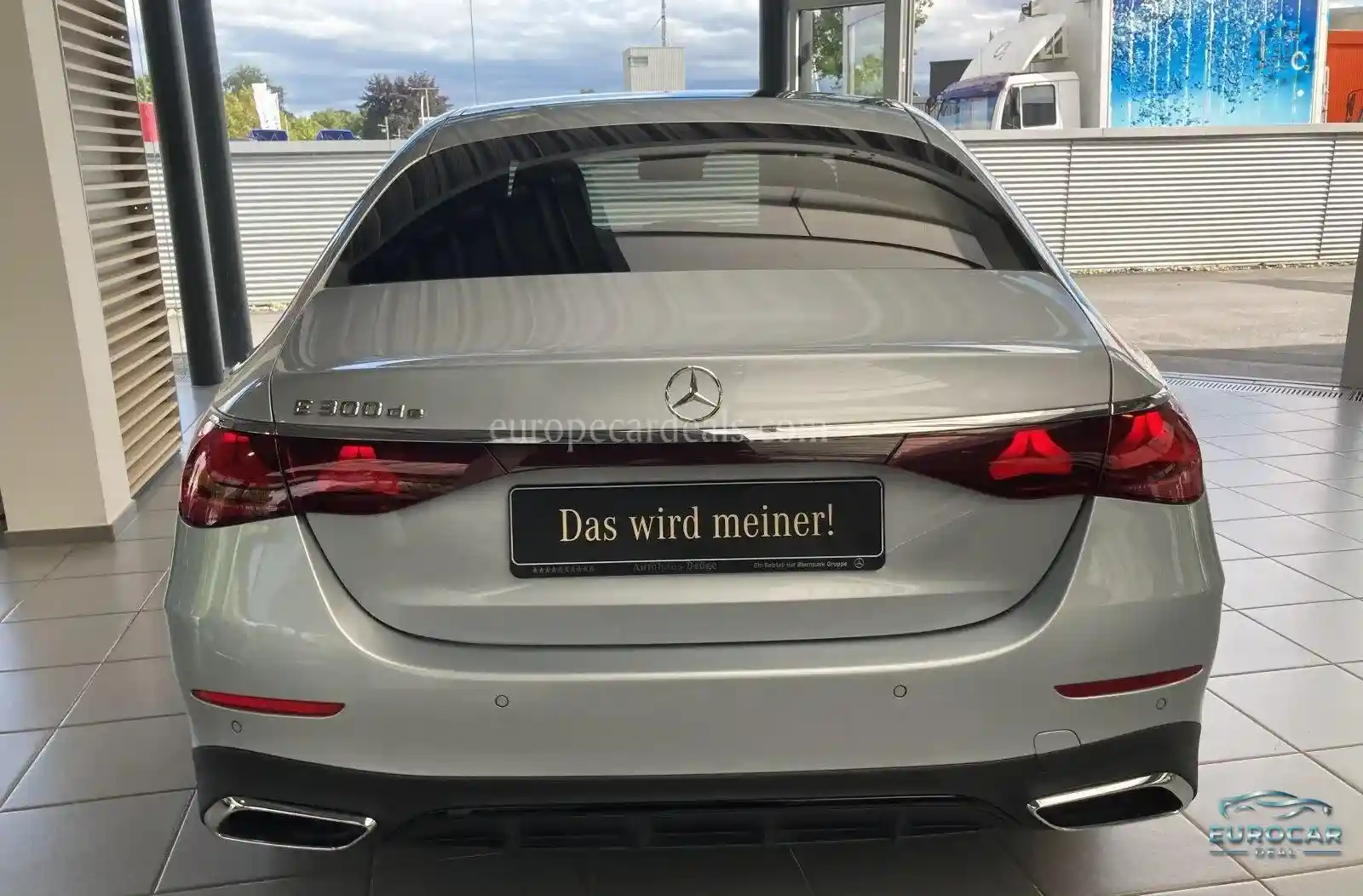 Mercedes-Benz E 300