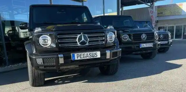 Mercedes-Benz G 500