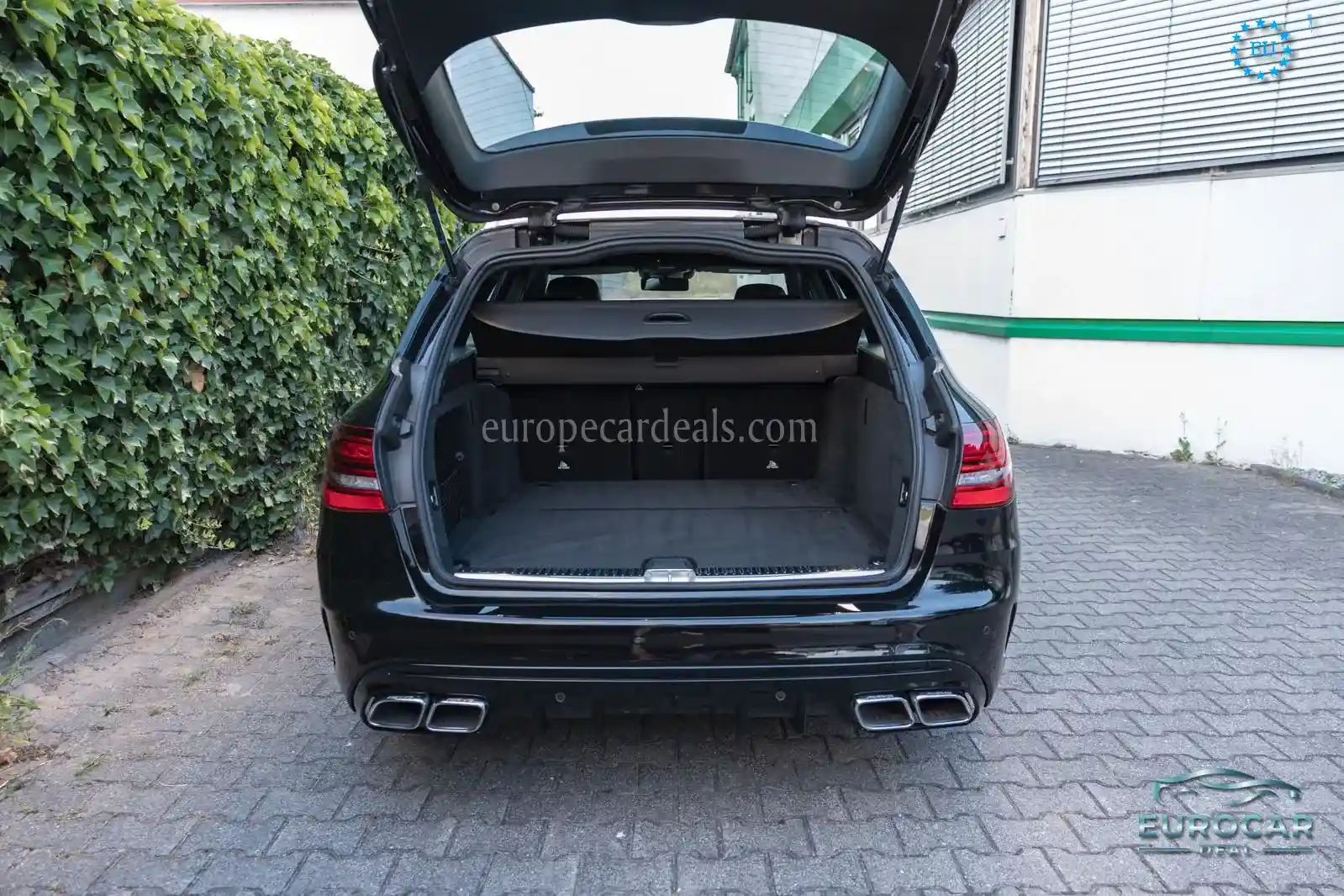 Mercedes-Benz C 63 AMG