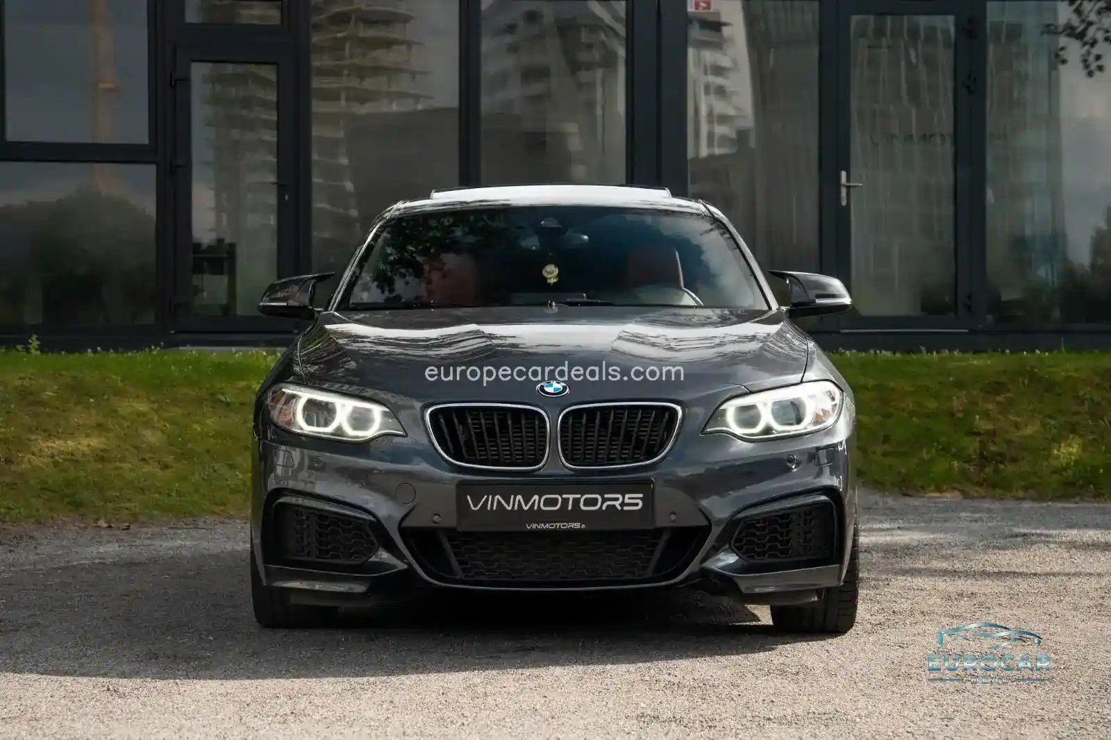BMW M240i