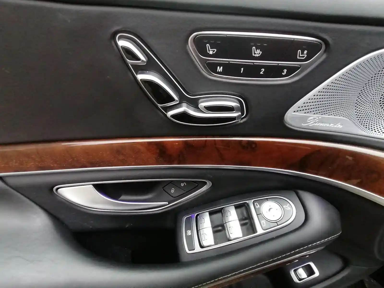 Mercedes-Benz S 600