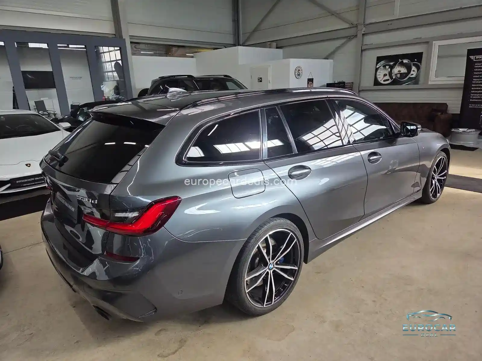 BMW 330