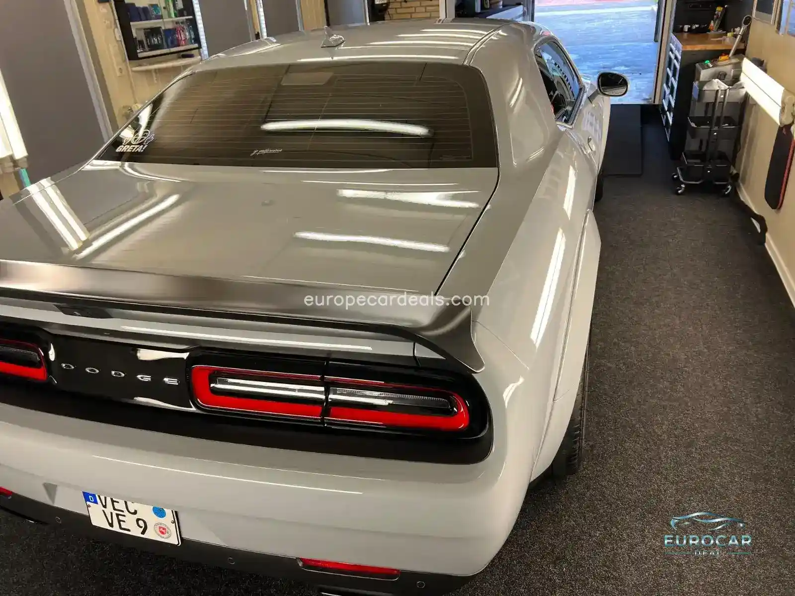 Dodge Challenger