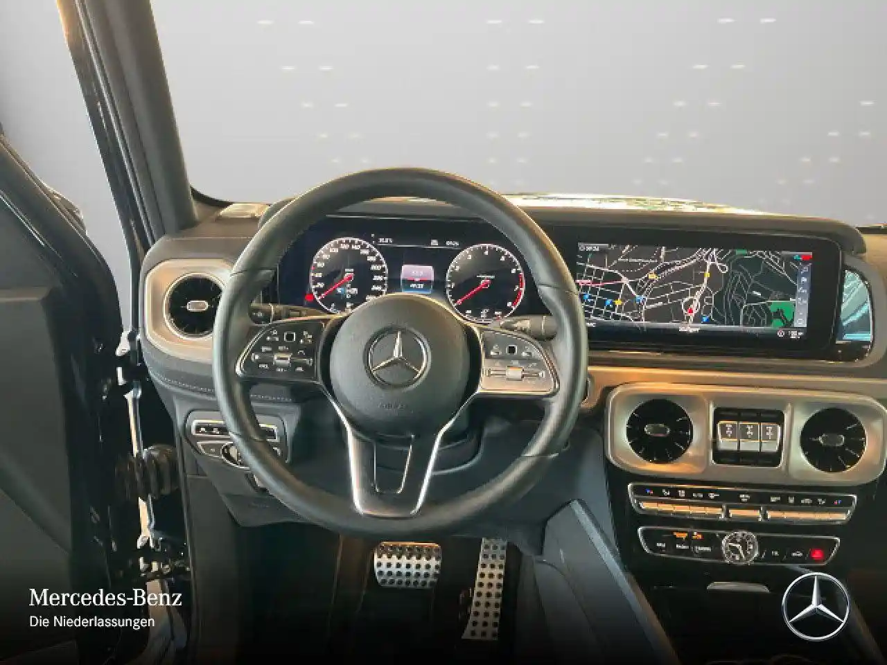 Mercedes-Benz G 500