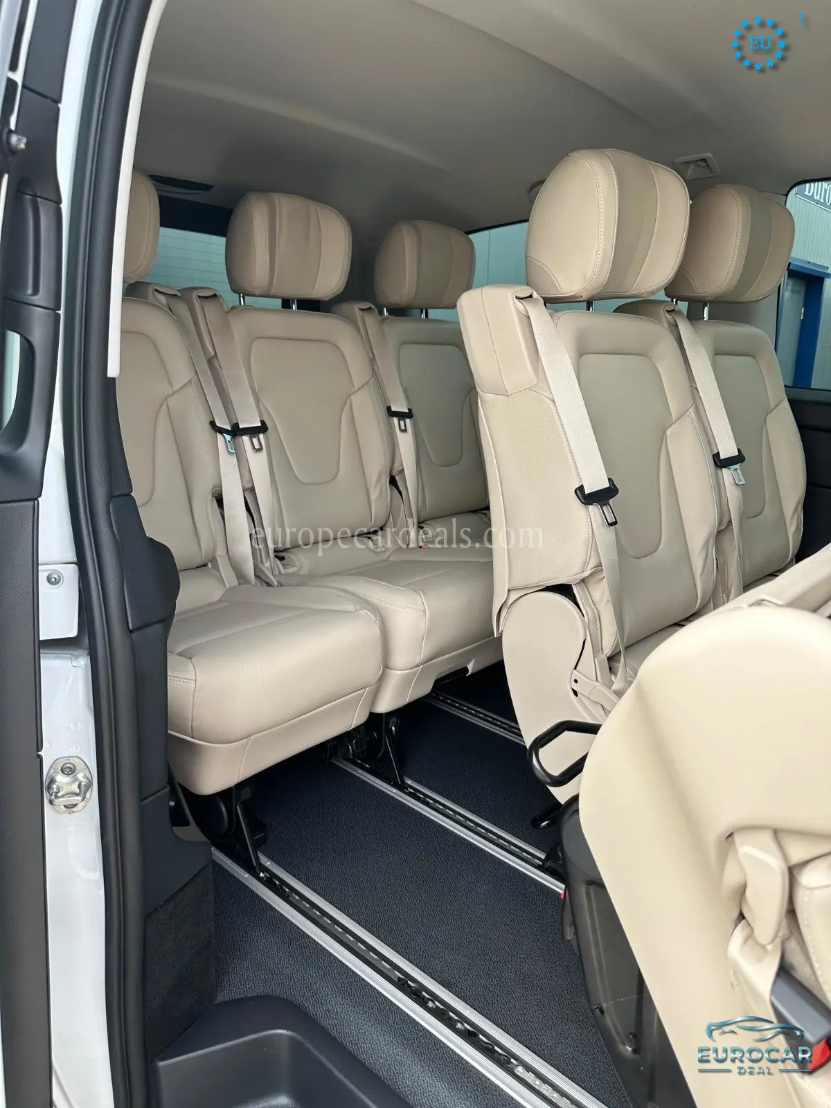 Mercedes-Benz V 220