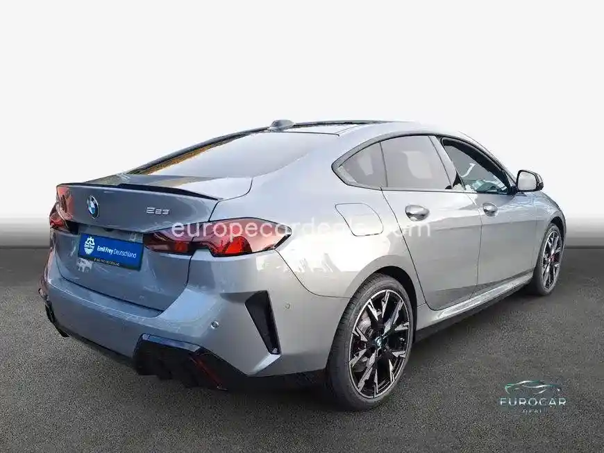 BMW 223 Gran Coupé