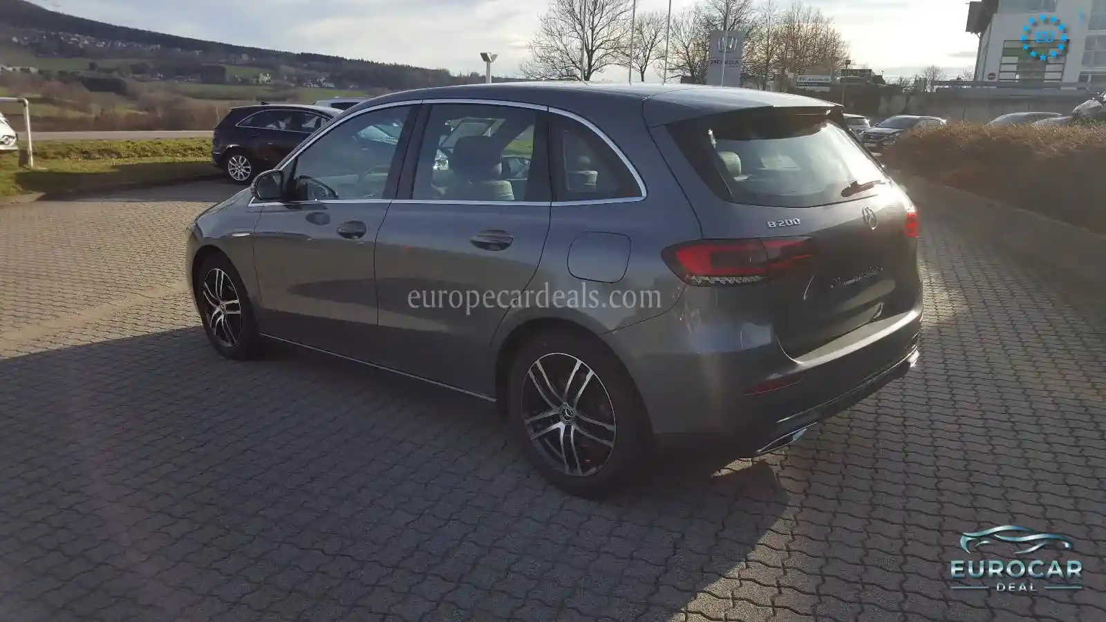 Mercedes-Benz B 200