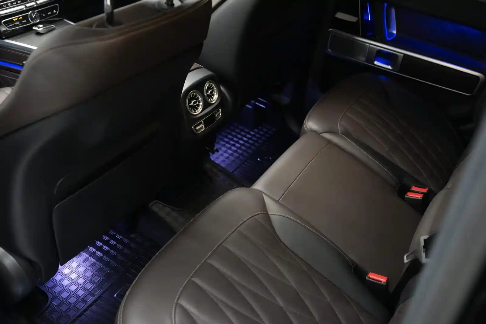 Mercedes-Benz G 500
