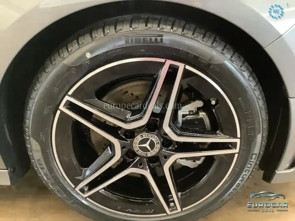 Mercedes-Benz B 220