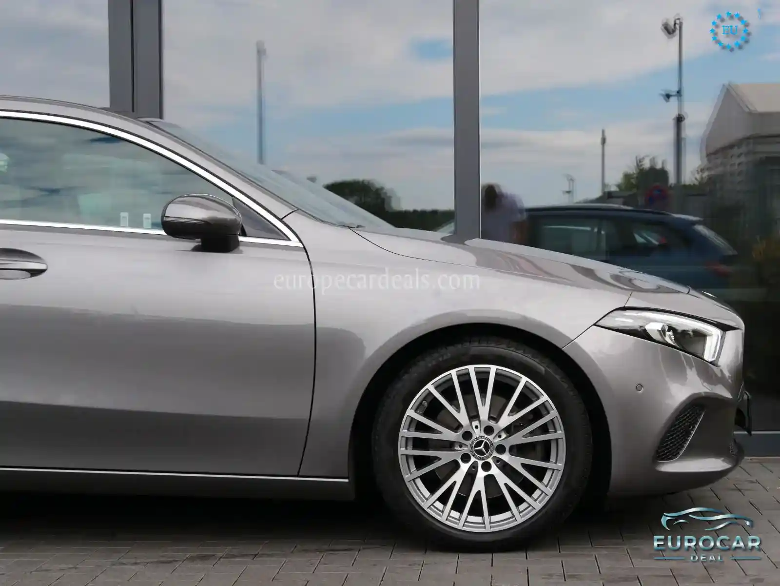 Mercedes-Benz A 220