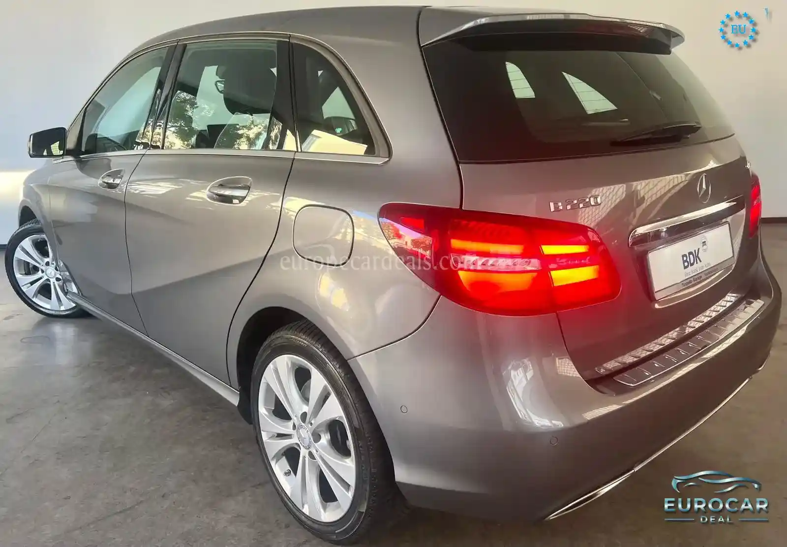 Mercedes-Benz B 220