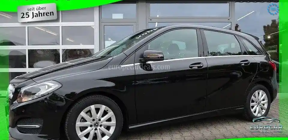 Mercedes-Benz B 180