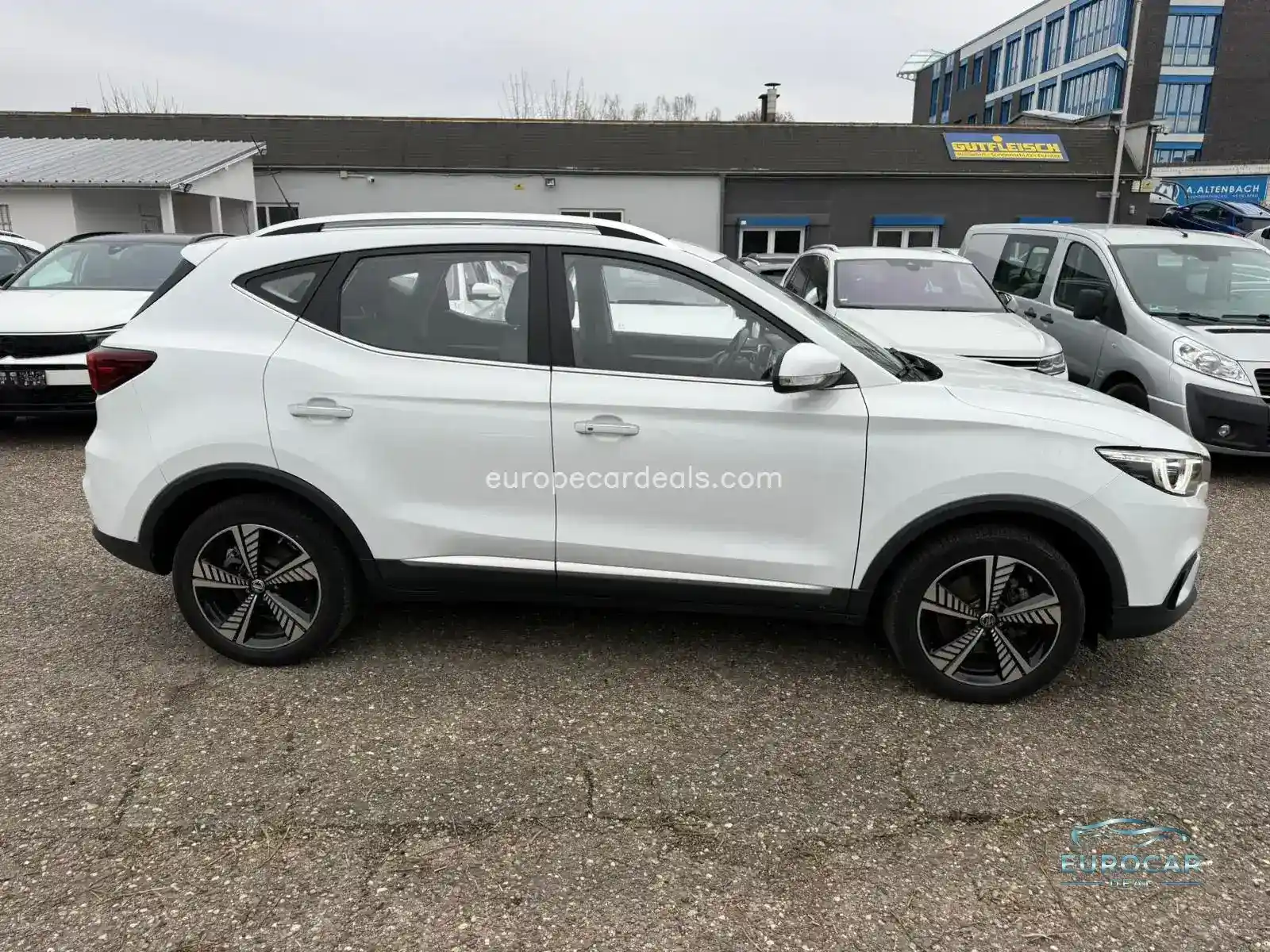 MG ZS