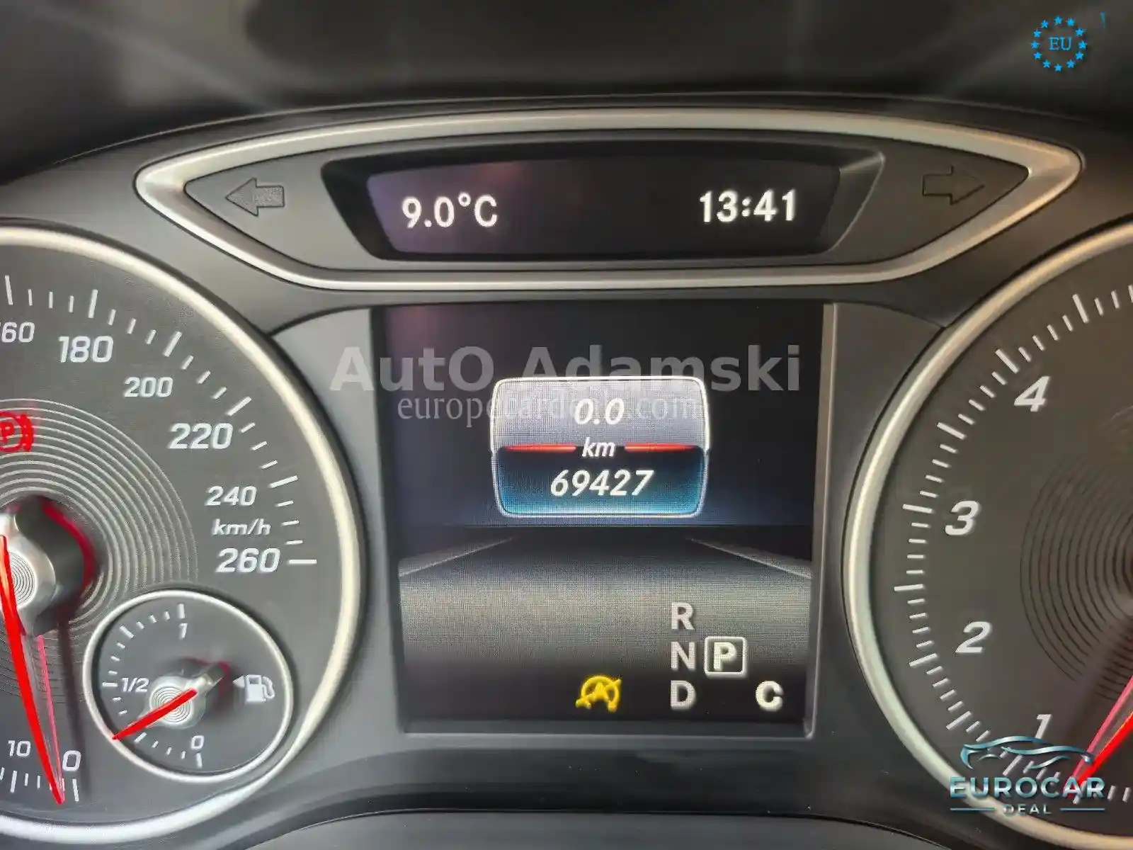 Mercedes-Benz B 180