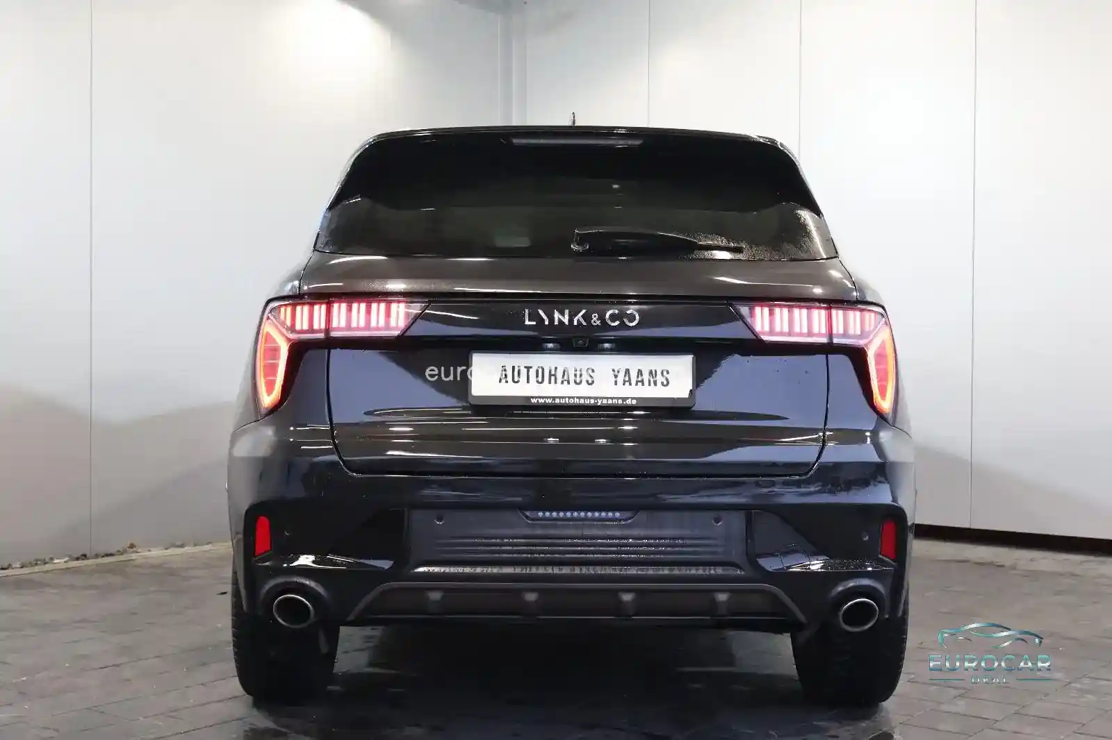 Lynk&Co 01