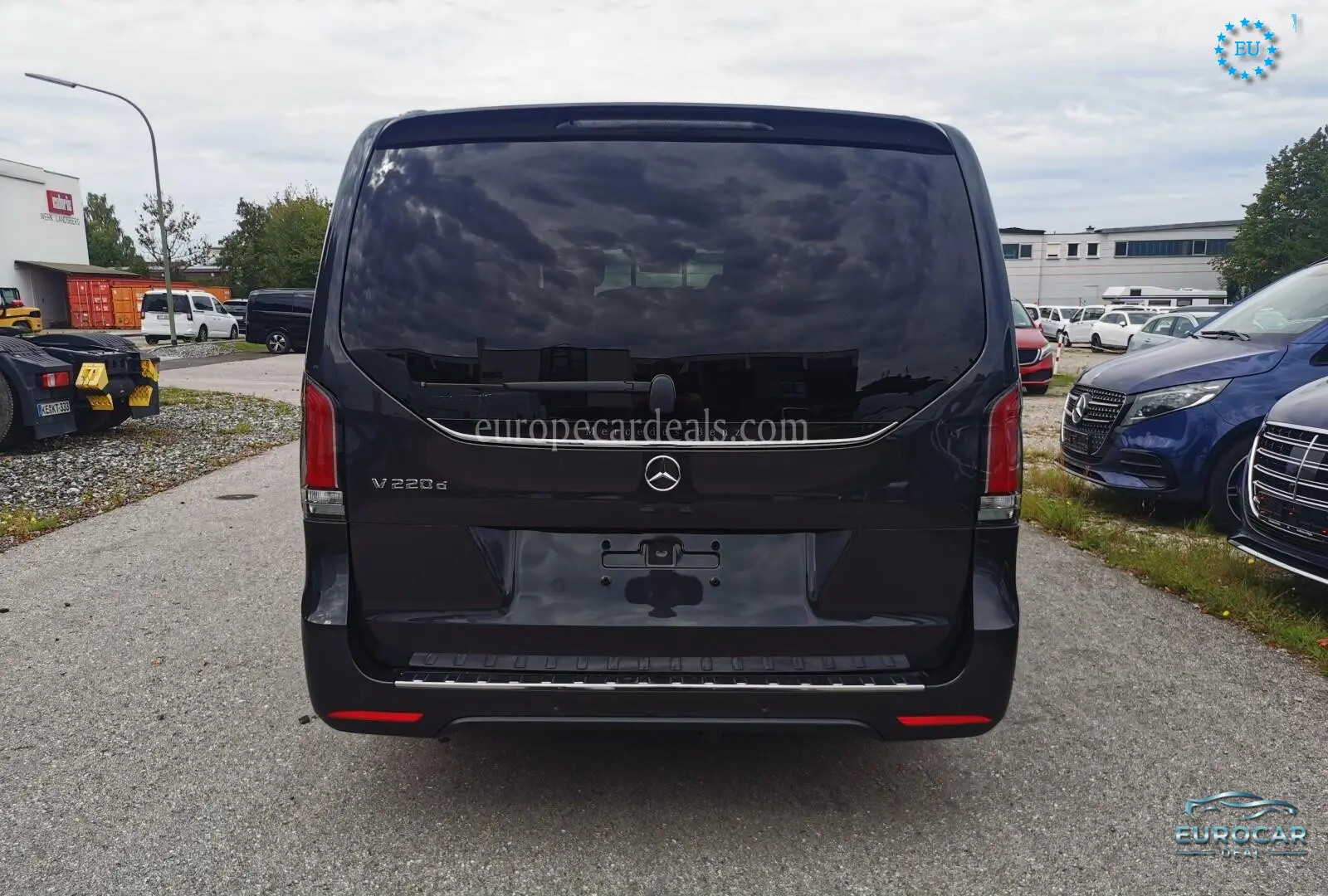 Mercedes-Benz V 220