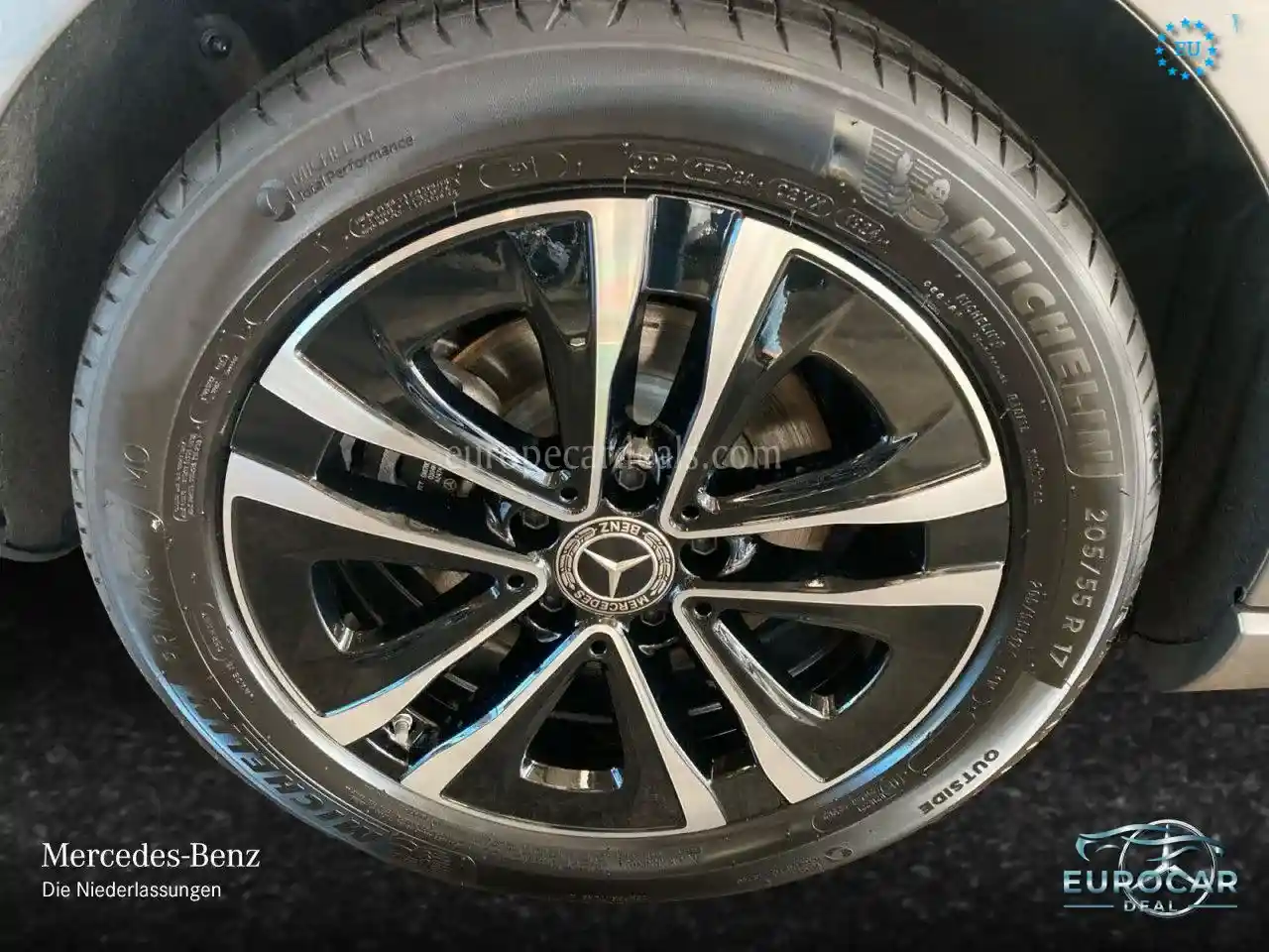 Mercedes-Benz B 200
