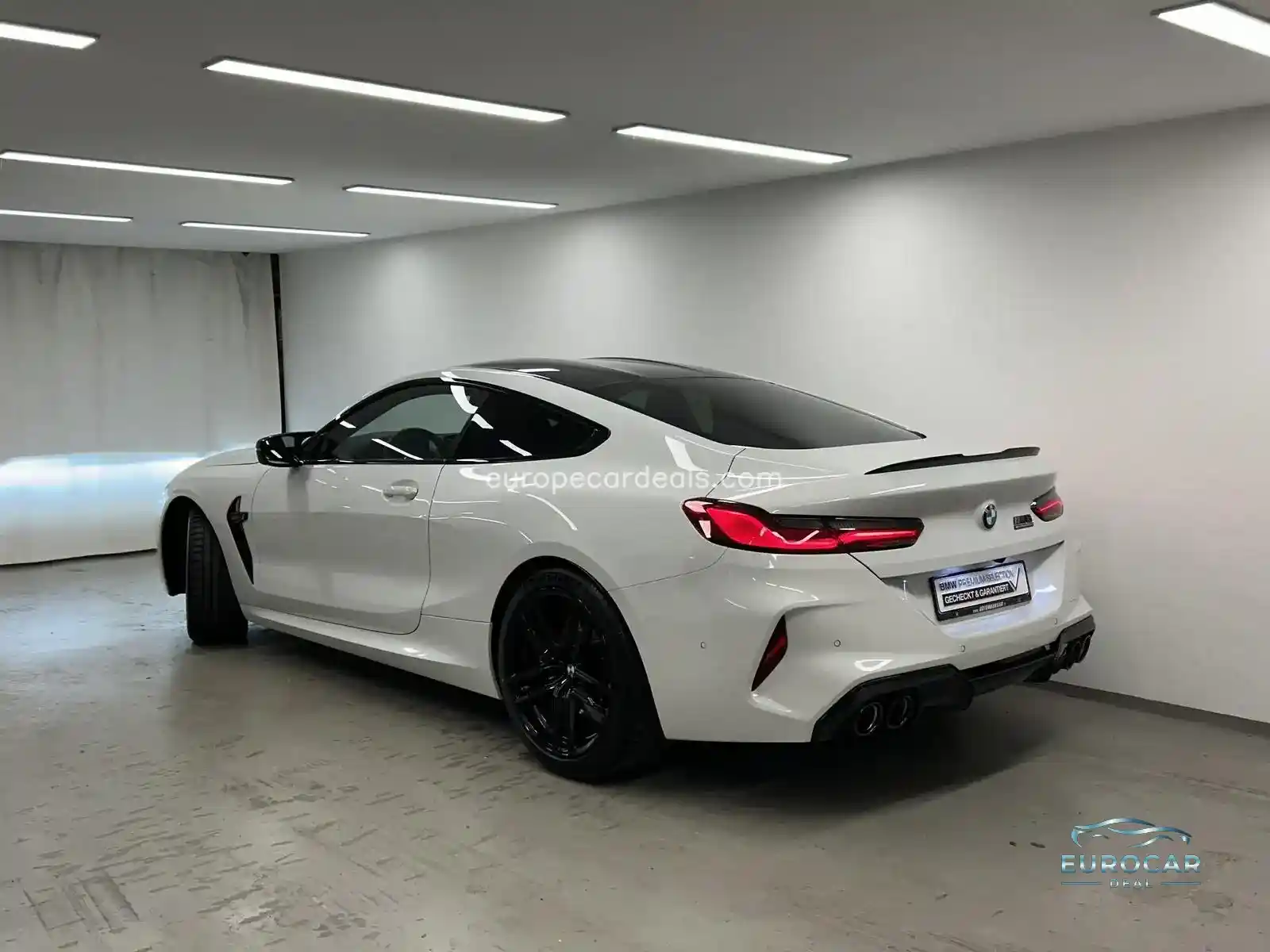 BMW M8