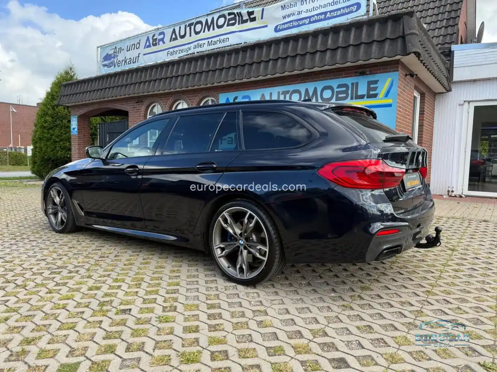 BMW M550