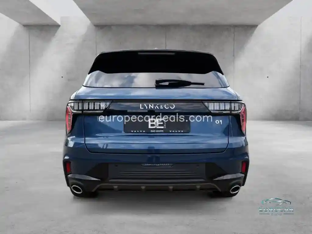 Lynk&Co 01