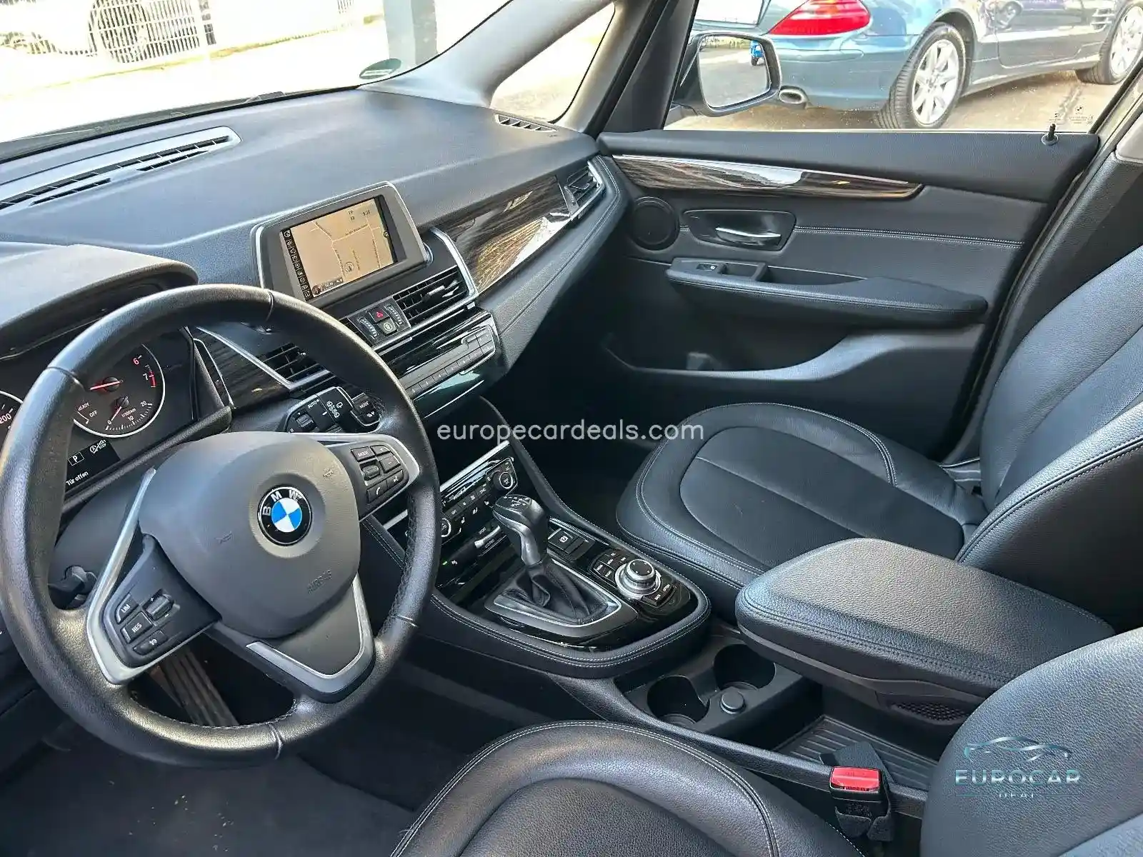 BMW 220