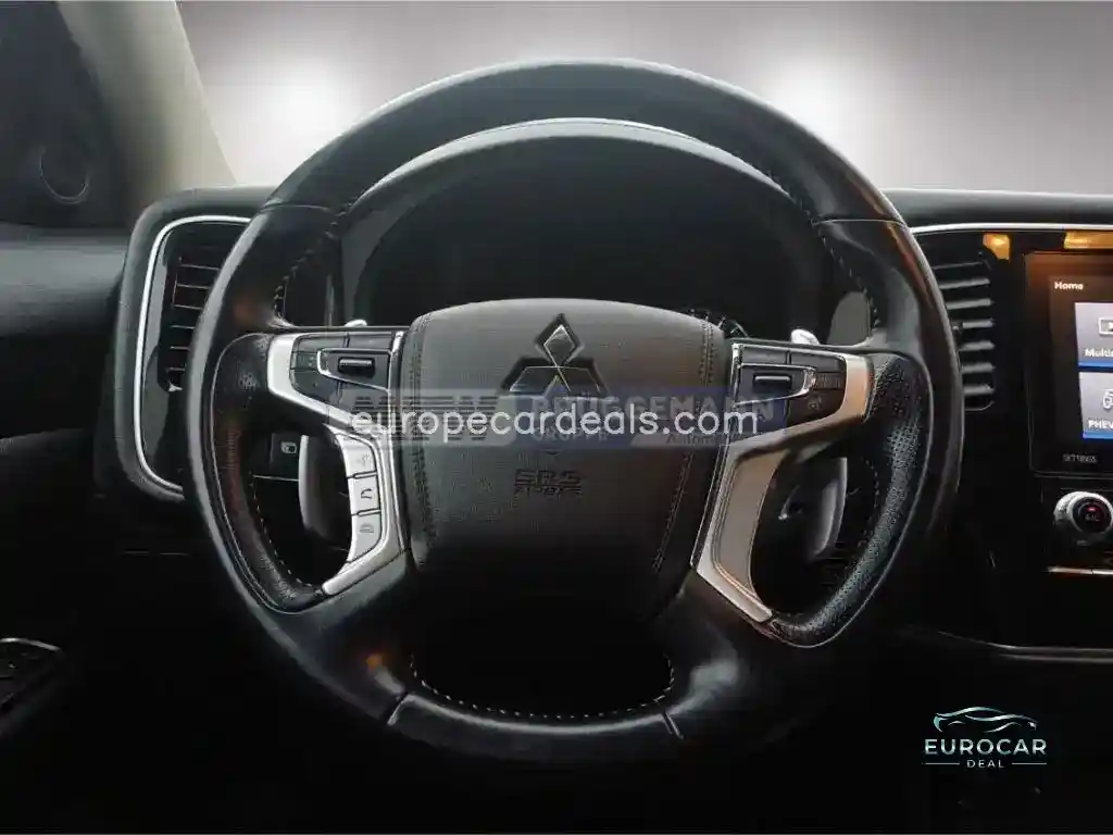 Mitsubishi Plug-in Hybrid Outlander