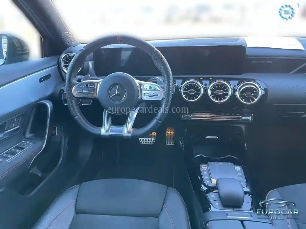 Mercedes-Benz A 35 AMG