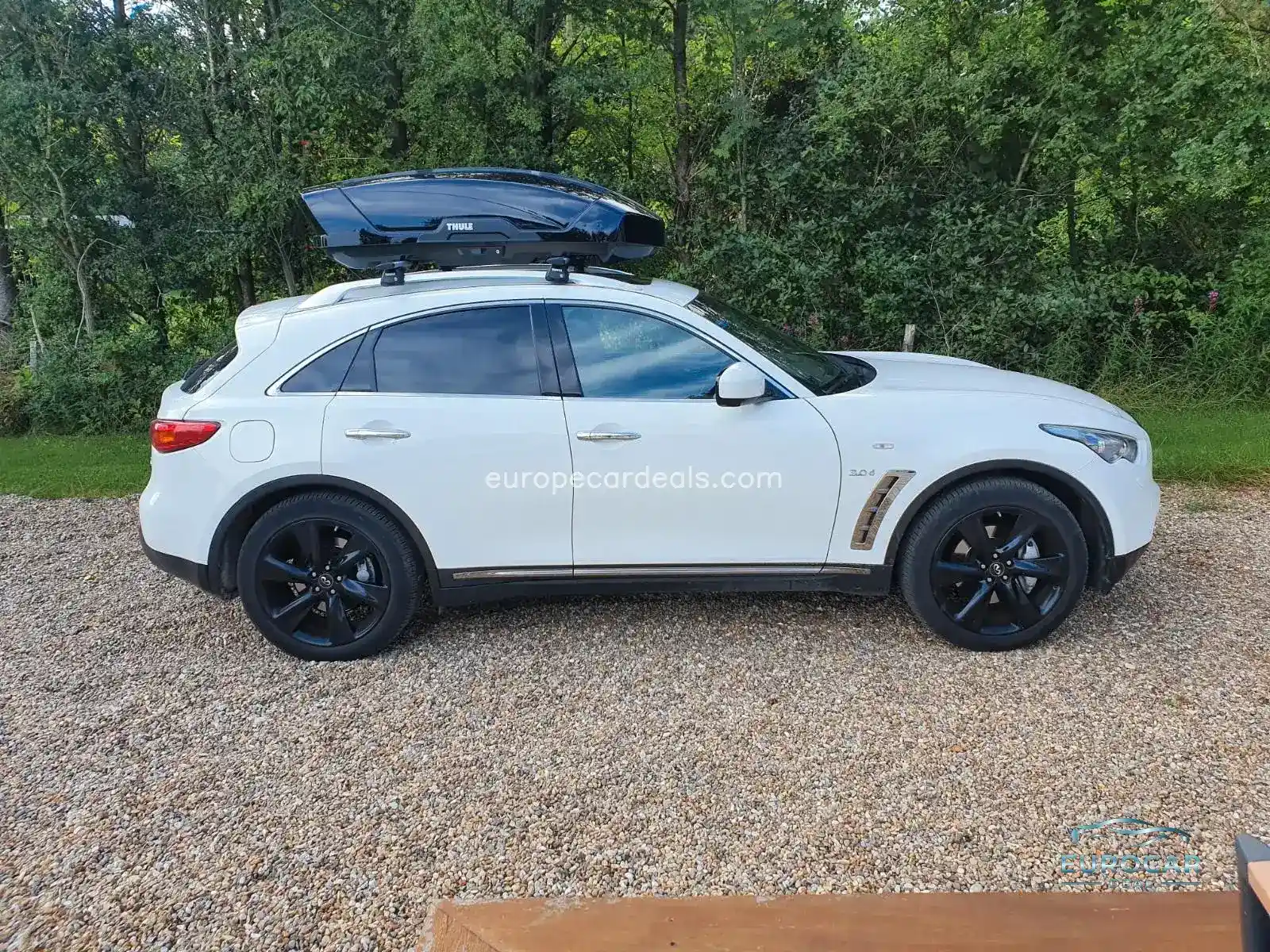 Infiniti QX70