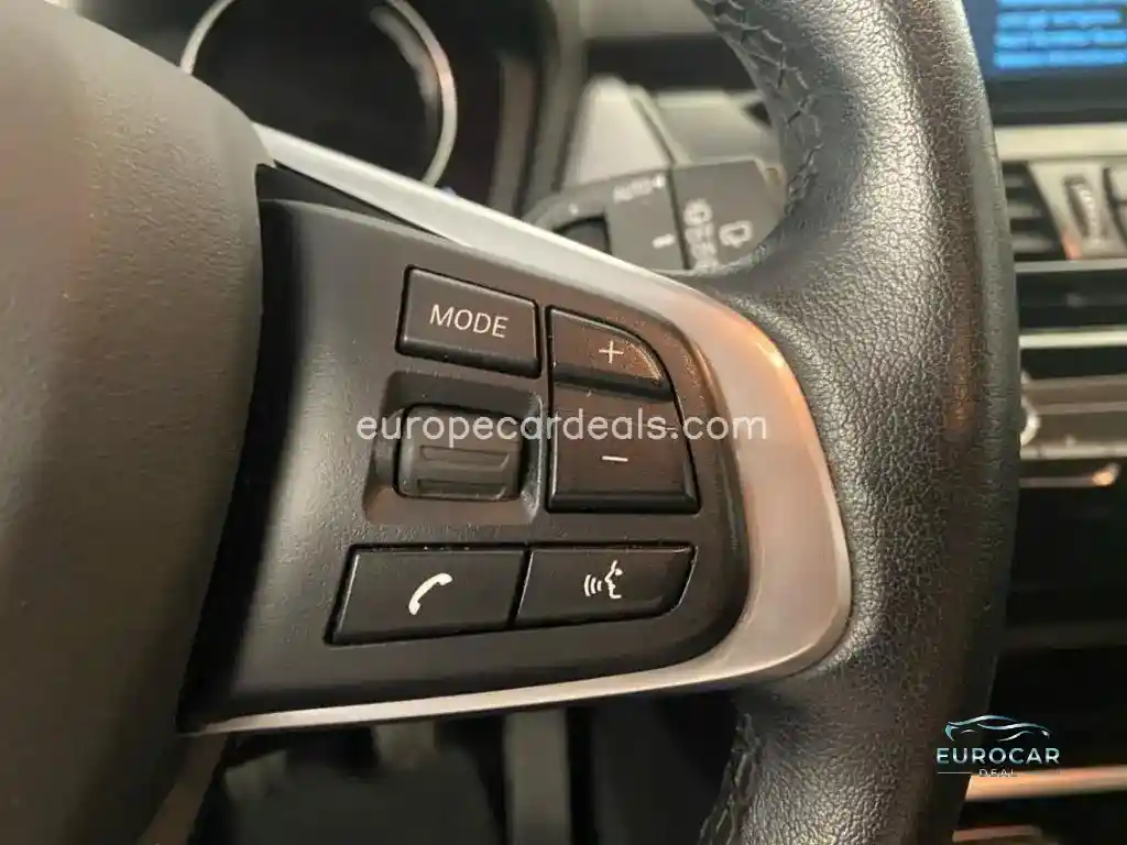 BMW 216