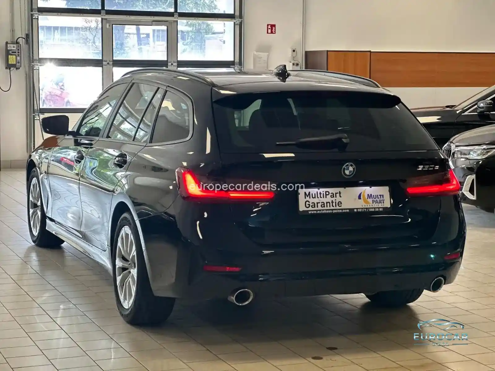 BMW 330