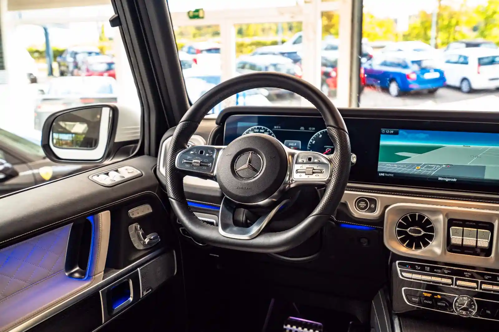 Mercedes-Benz G 500